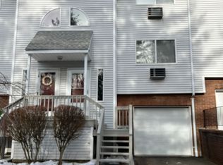 Oronoke Ridge, Waterbury, CT 06708