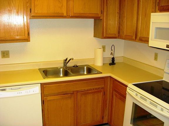 4th image of 9125 E Purdue Ave Unit 211