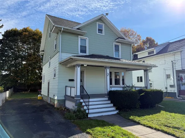 59 Lusk St, Johnson City, NY 13790