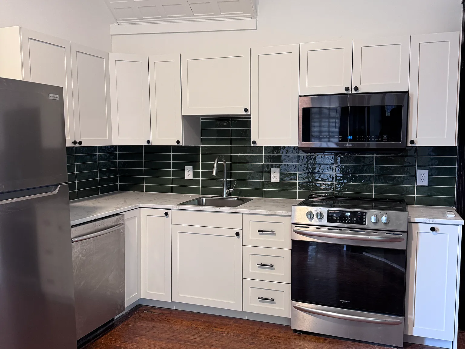 1 bed, 550 sqft, $1,200 — Photo 1