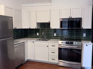 1401 S 2nd St #1, Louisville, KY 40208