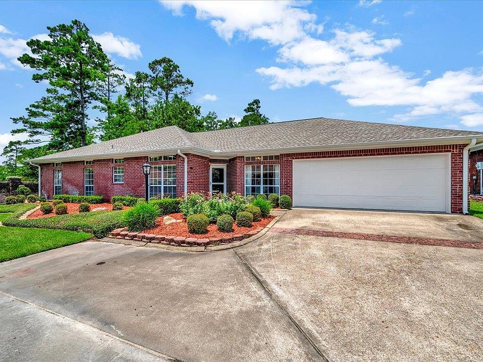 1st image of 412 Winged Foot Dr