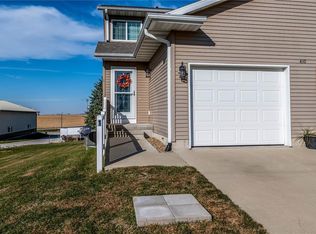 410 W Main St APT 1, Urbana, IA