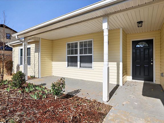 2nd image of 24 Hicks Rd