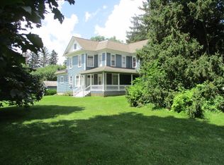 1234 S Lynnville Rd, Rochelle, IL 61068