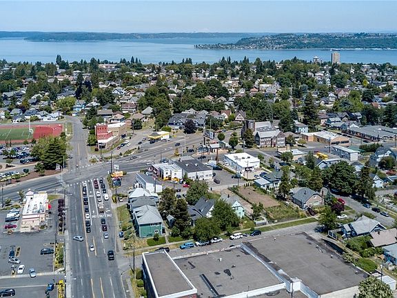 2nd image of 818 S Sprague Ave