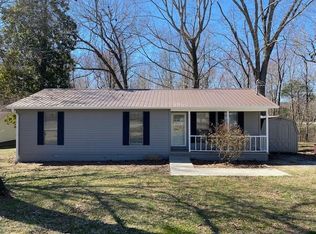 102 Cedar St, Huntland, TN 37345