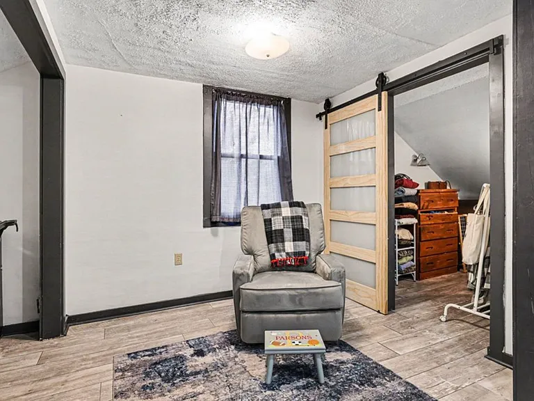 2520 Roys Ave SW — Photo 9