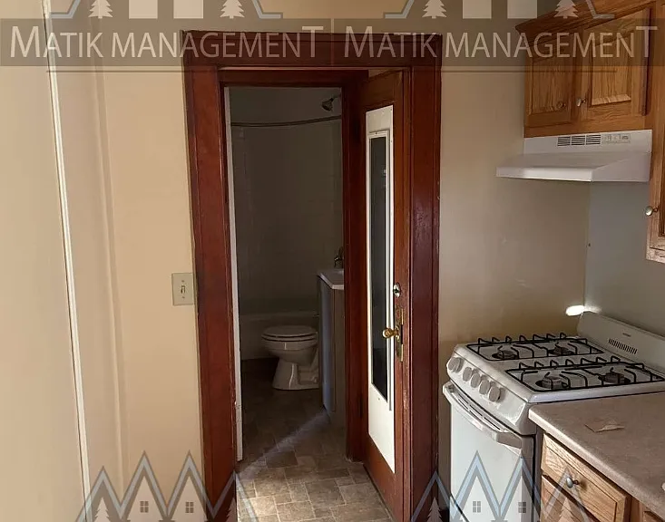 203 1/2 14th Ave SE #1324 — Photo 3