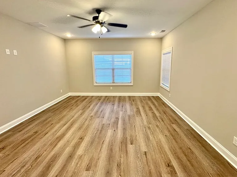 570 Tucker View Dr — Photo 6