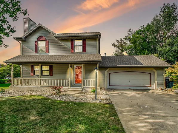 25741 Hunt Trl, South Bend, IN 46628