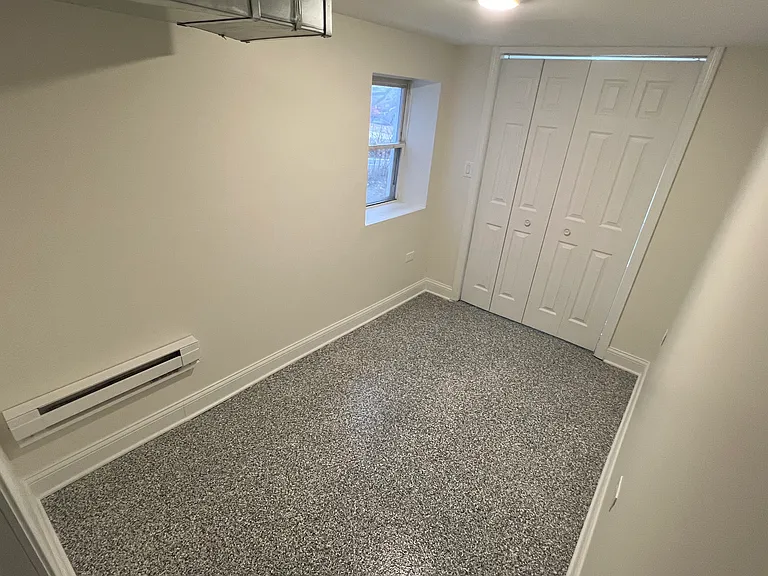 3339 W Berteau Ave #2 — Photo 15