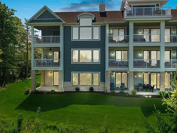 4th image of 10612 Shore View Pl Unit 103