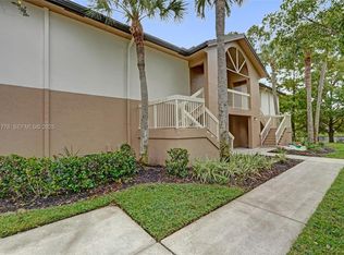 9901 Westview Dr APT 325, Pompano Beach, FL 33076