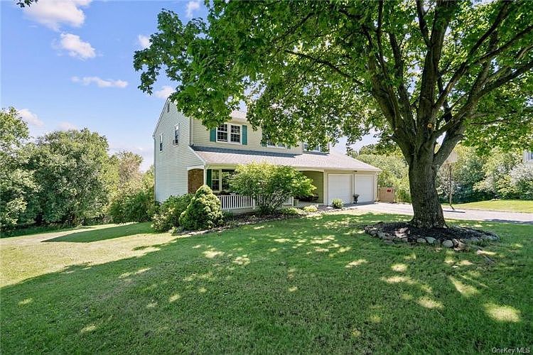 1st image of 16 Willow Ln
