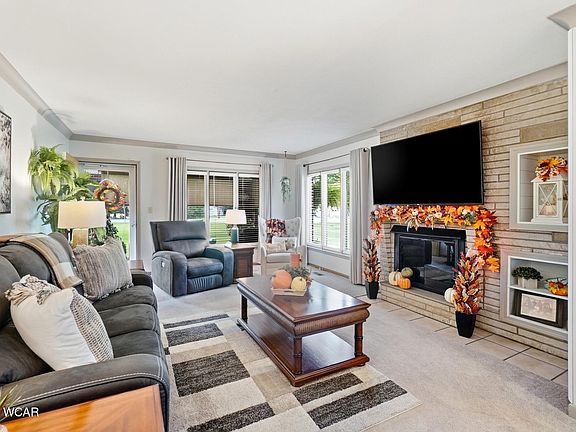 4th image of 2647 Elmview Dr