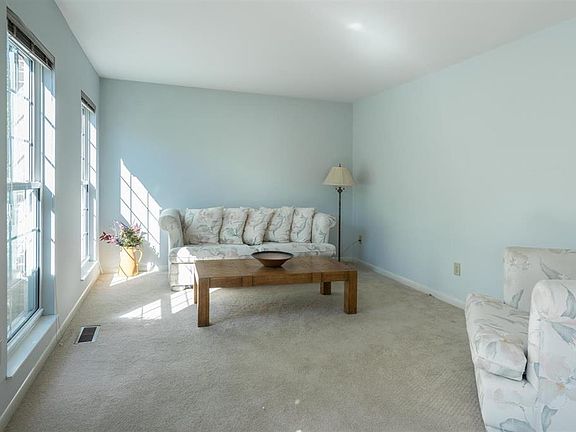 3rd image of 1296 Avalon Dr