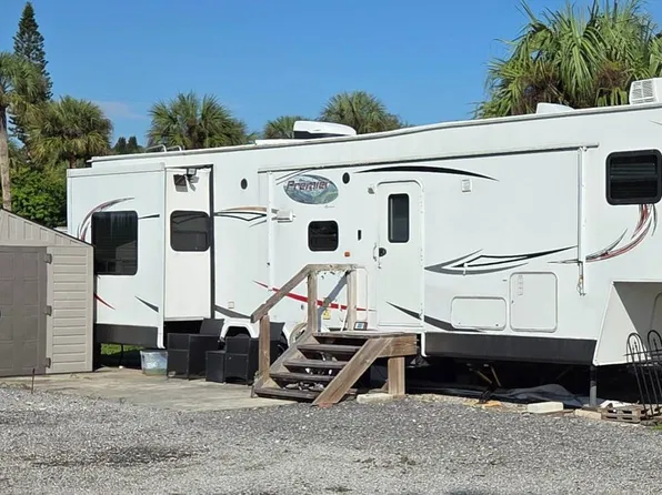 3830 NE Indian River Dr Lot 302, Jensen Beach, FL 34957