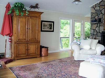 3rd image of 205 Bettina Ct
