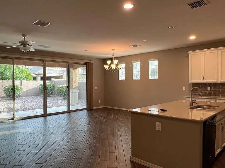 20755 E Mockingbird Dr — Photo 5