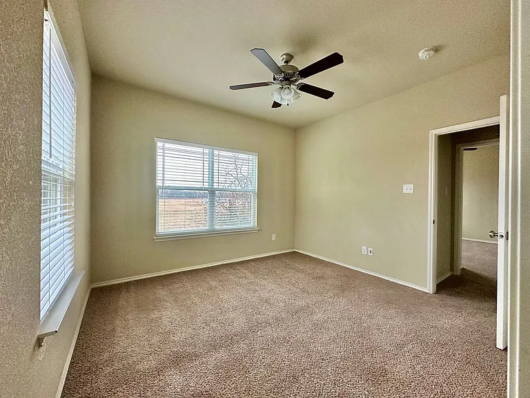 3508 S 4th St — Photo 12