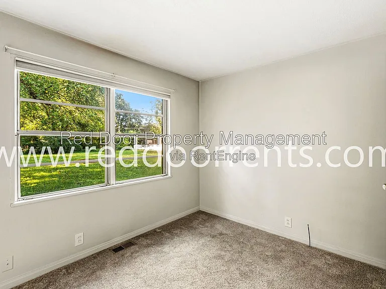 4701 Kessler Boulevard East Dr — Photo 21