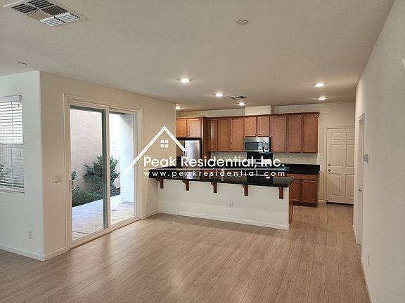4th image of 10843 Arrington Dr