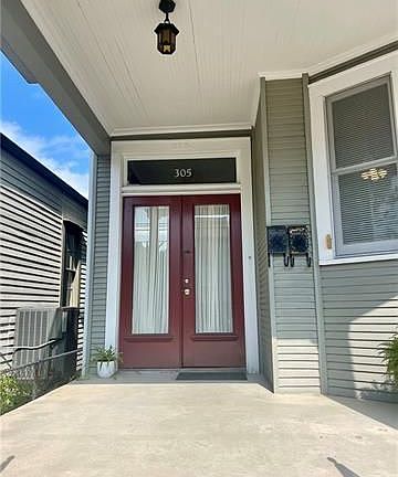 2nd image of 305 S Olympia St APT 1
