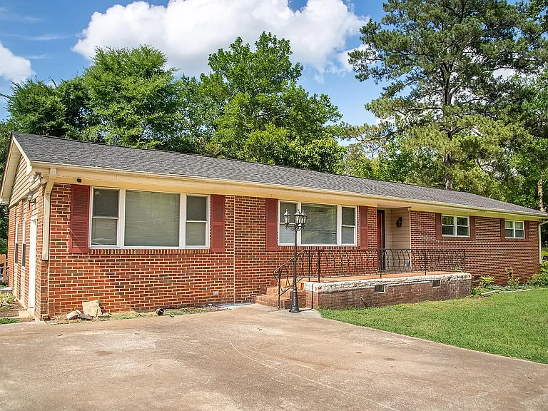 8323 E Mountain Ln — Photo 28