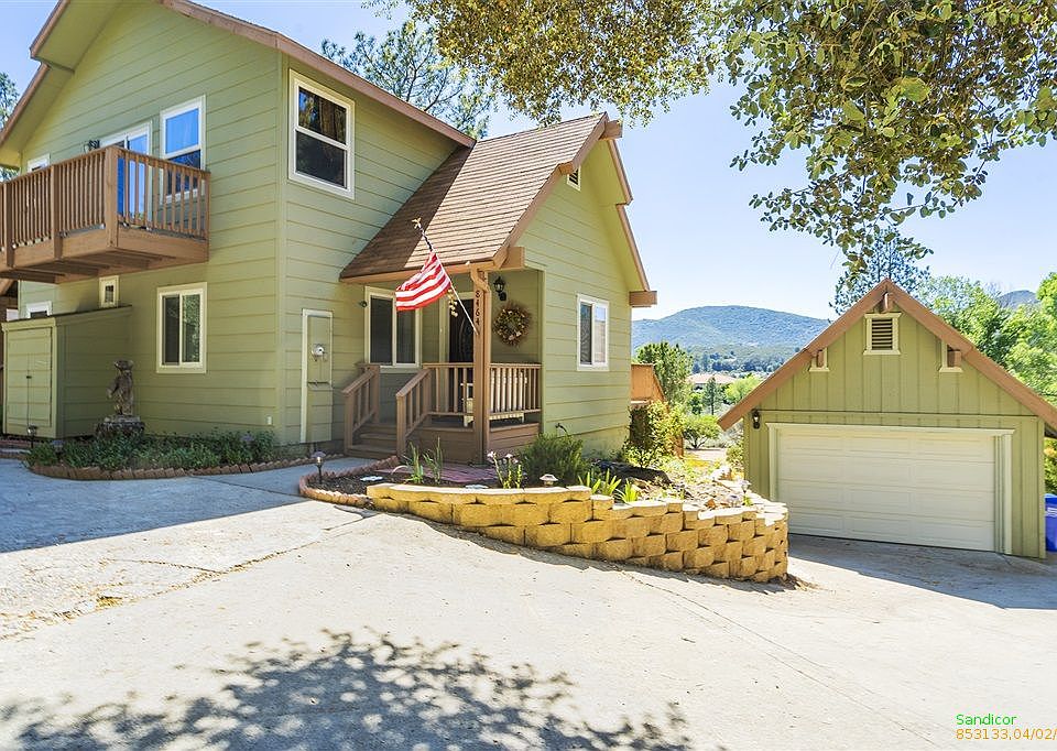 2nd image of 8464 Valley View Trl