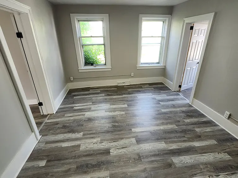 1230 W Highland Ave #3 — Photo 2