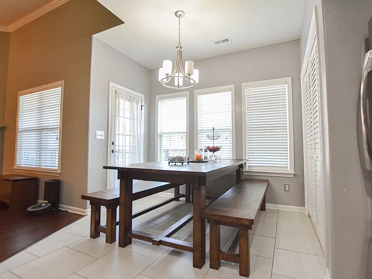 3765 Silver Fox Ln — Photo 5