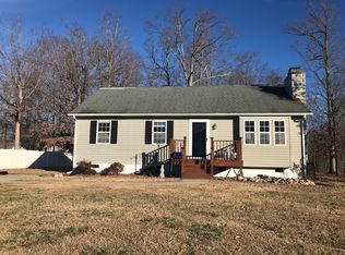 125 Meadow Ridge Dr, Thomasville, NC 27360