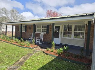3214 Wesley St, Pascagoula, MS 39567