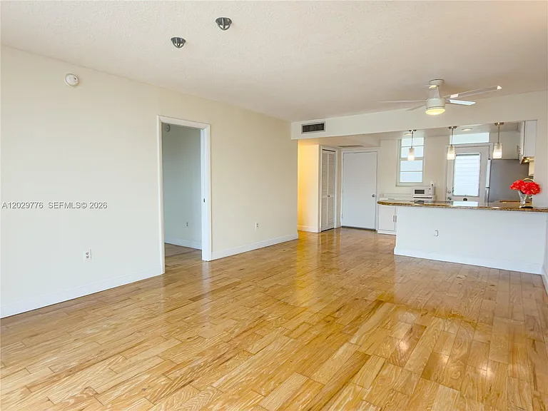 2861 Leonard Dr #F503 — Photo 14