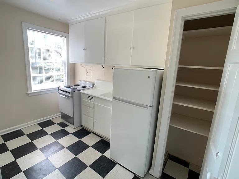 2832 Thornhill Rd #321B — Photo 5