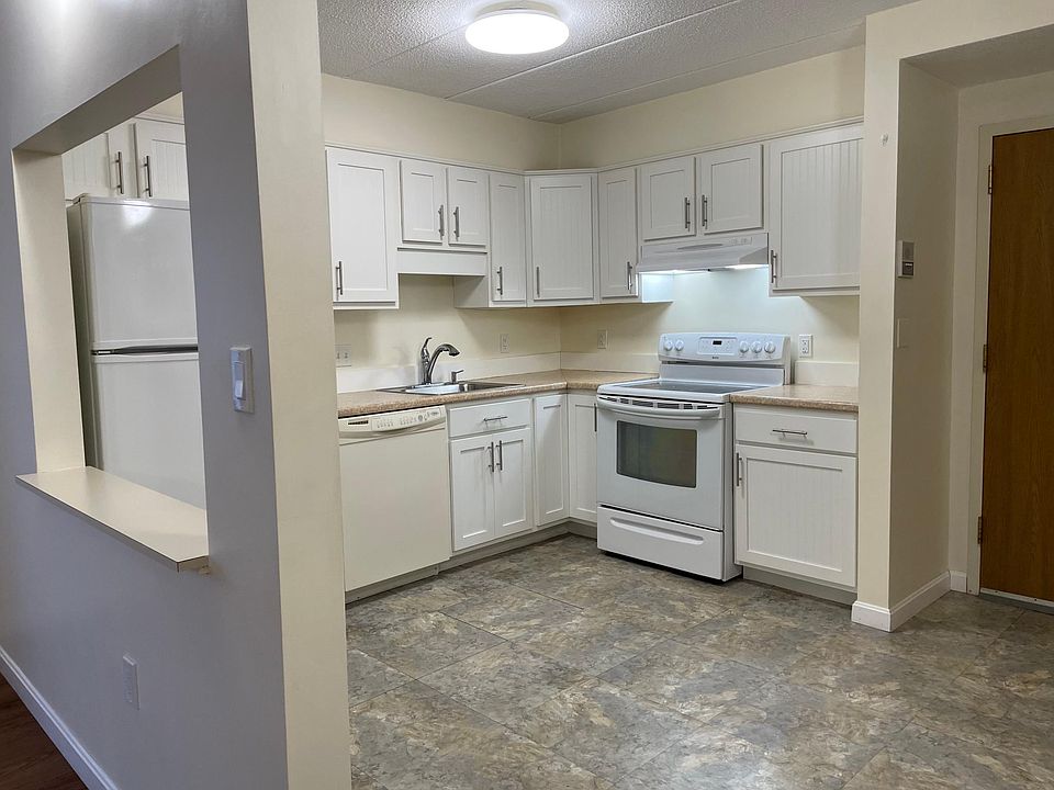 8 Nahant Pl UNIT 301, Lynn, MA 01902 | Zillow