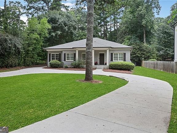 4th image of 3252 Lavista Rd