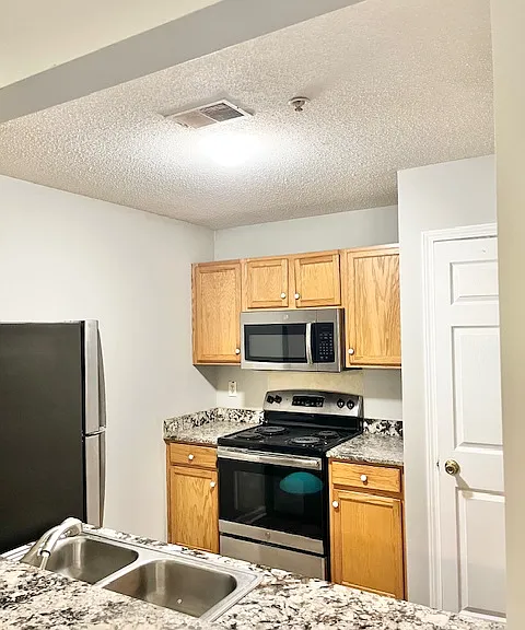 5110 Scarsdale Dr #101 — Photo 4