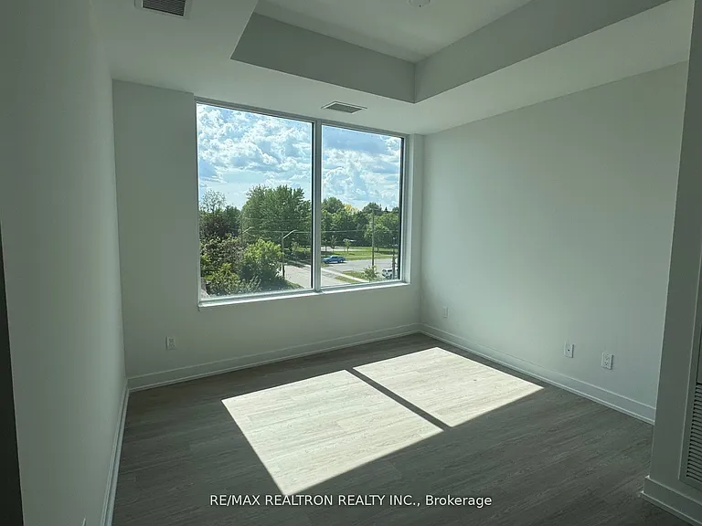 8188 Yonge St #405 — Photo 19