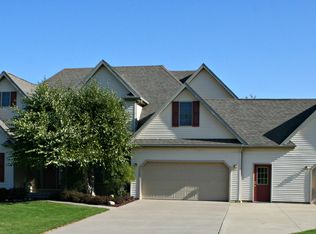 6371 Brooke Ln, North East, PA