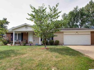 1222 S 26th St, Quincy, IL 62301