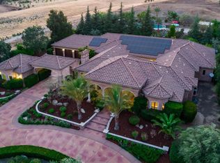 19811 Ventana Hills Dr, Clovis, CA 93619