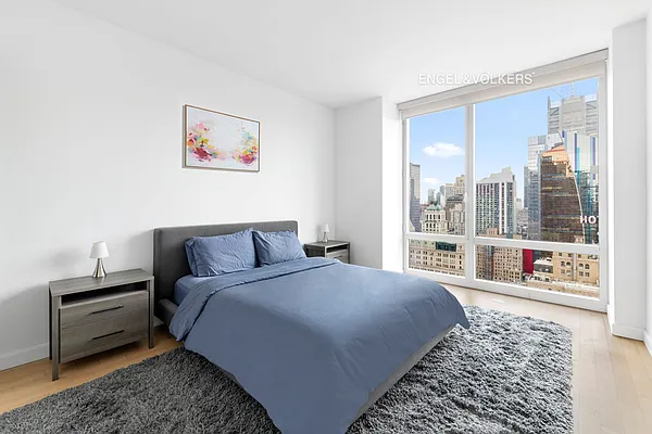 Rented by Engel & Völkers New York City | media 21