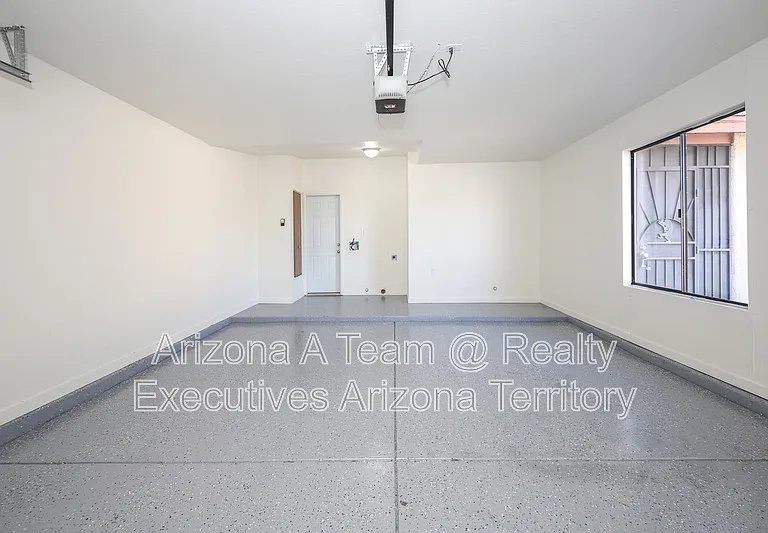 10140 E Karen Pl — Photo 8