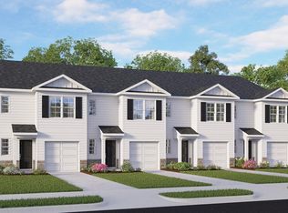 240 Rusling Leaf Dr, Fuquay Varina, NC 27526