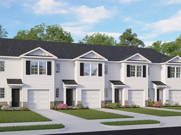 240 Rusling Leaf Dr, Fuquay Varina, NC 27526