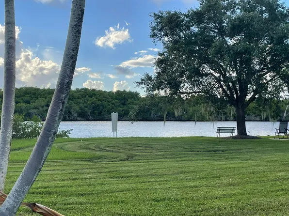 3500 S Kanner Highway #101, Stuart, FL 34994