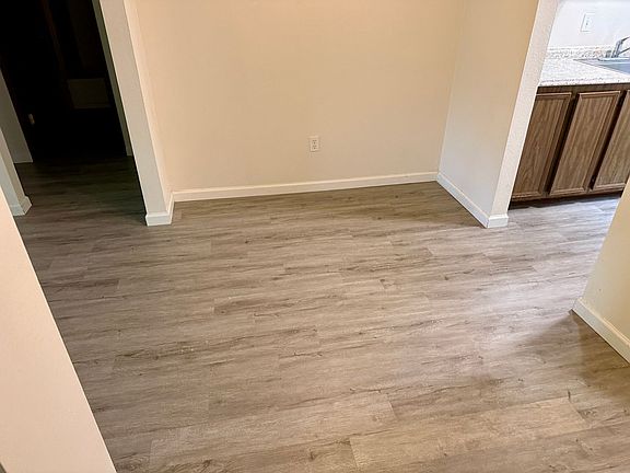 5th image of 3408 SW Beaverton Hillsdale Hwy #0