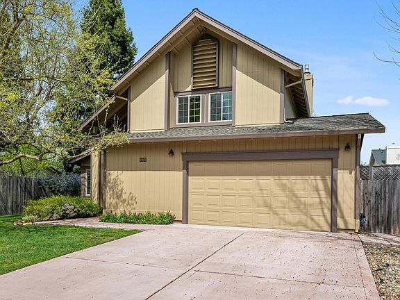 3rd image of 625 Sartori Drive